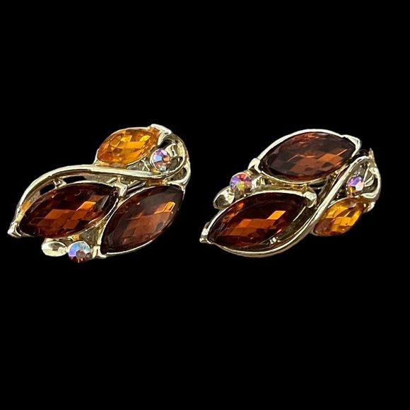 Vintage 1950s Signed STAR Clip On Rhinestone Crystal Earrings - Star Jewelry Co - Picture 1 of 8